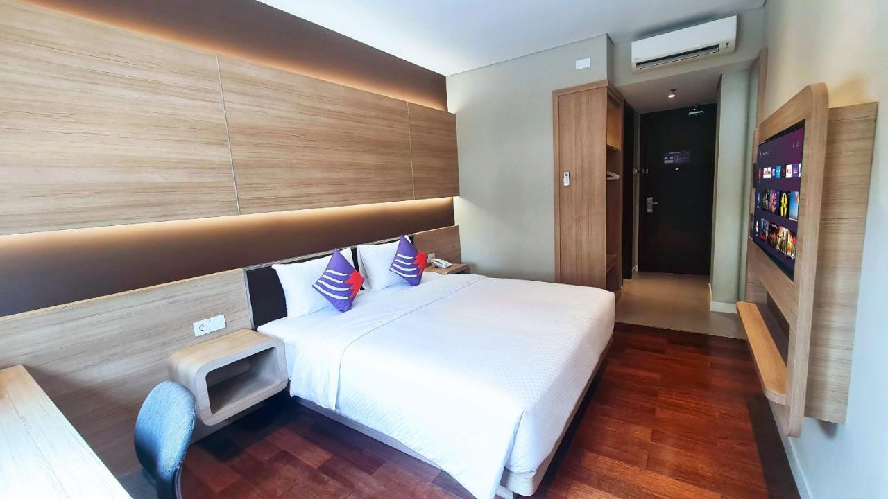 Fox Lite Grogol Jakarta Exterior photo