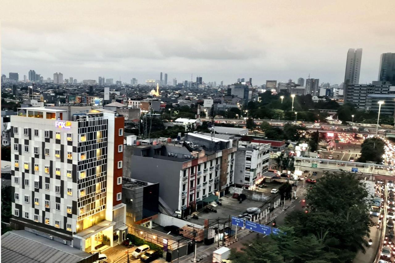 Fox Lite Grogol Jakarta Exterior photo