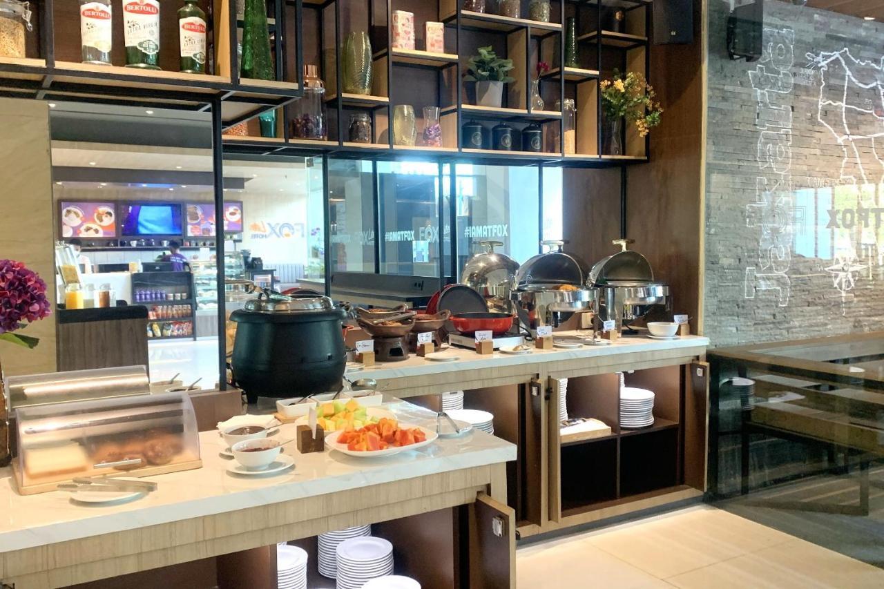Fox Lite Grogol Jakarta Exterior photo