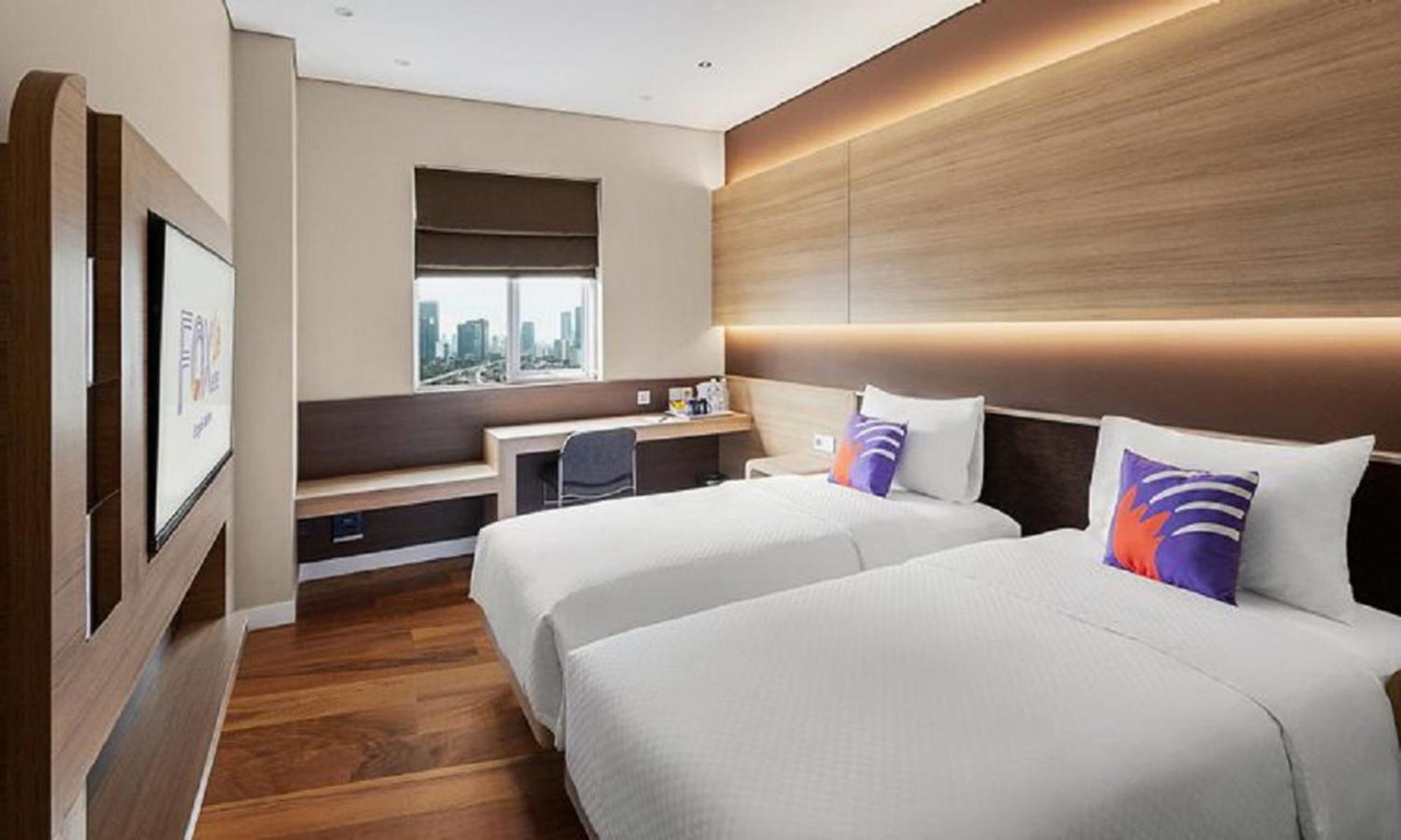 Fox Lite Grogol Jakarta Exterior photo